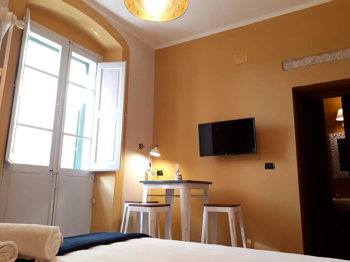Affittacamere Sofia Family Suites Carloforte  Italia